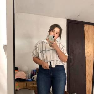 Meet your Posher, Pamela